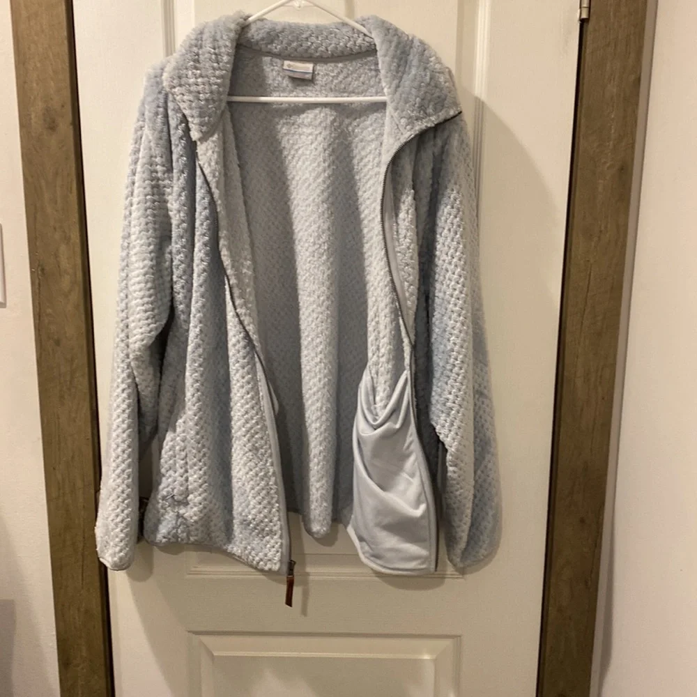 Lightly used Columbia Fire SidII Full Zip Fleece in size 2xl Cirris Gray - Picture 5 of 5